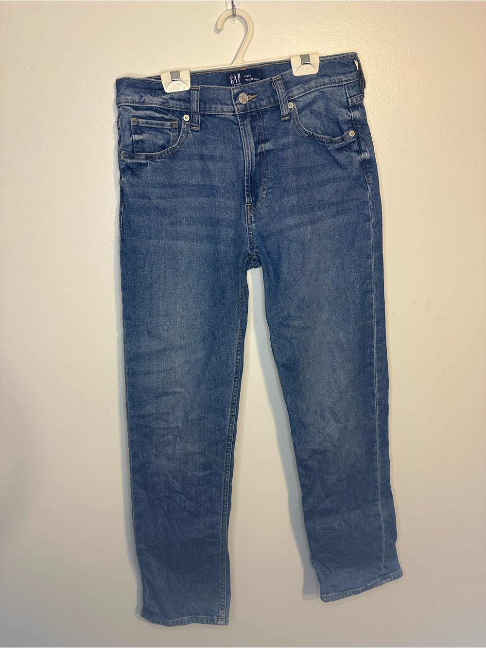 GAP Women's Classic 90’s Straight Leg Jeans